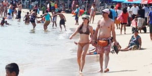 Turistas-en-Acapulco