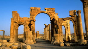 El milenario Arco del Triunfo, en Palmira, destruido por el EI