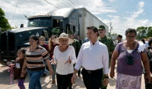 Peña Nieto en el municipio de Asunción Ixtaltepec. Cortesía de la Presidencia de la República