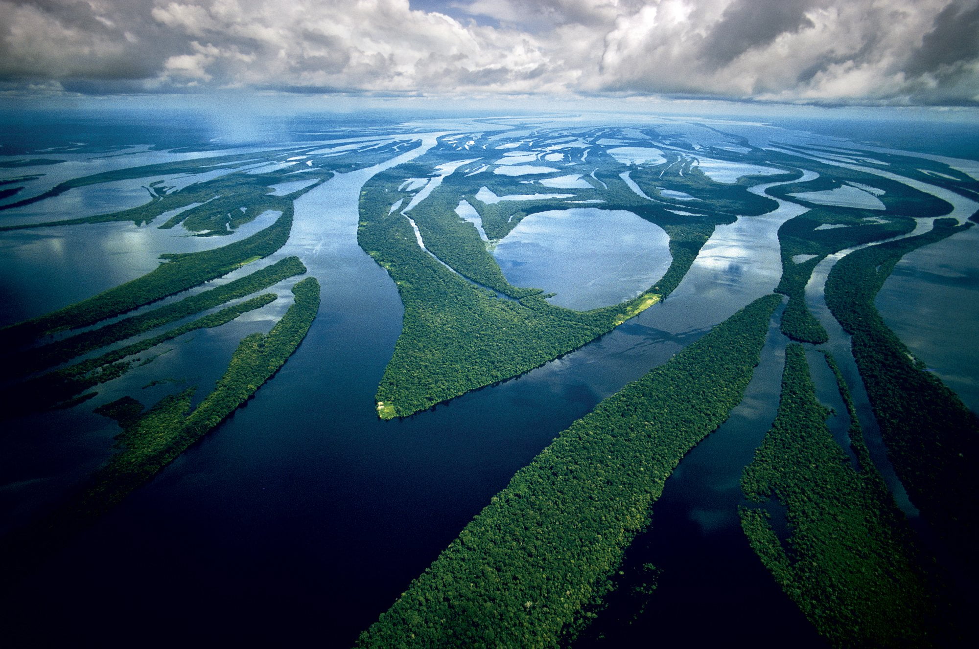 Реки на планете земля. Южная Америка река Амазонка. Эстуарий реки Амазонка. Дельта реки Амазонка. Игапо Амазония.
