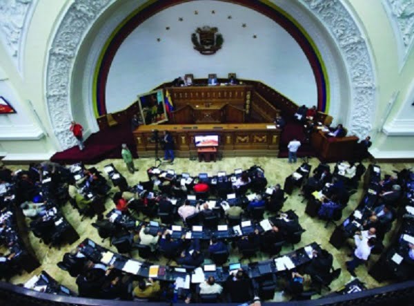 Congreso De Venezuela Pide Suspender Reconversión Monetaria - Voces Del ...