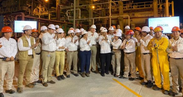Gran acierto construir refinería en Dos Bocas, sostiene López Obrador